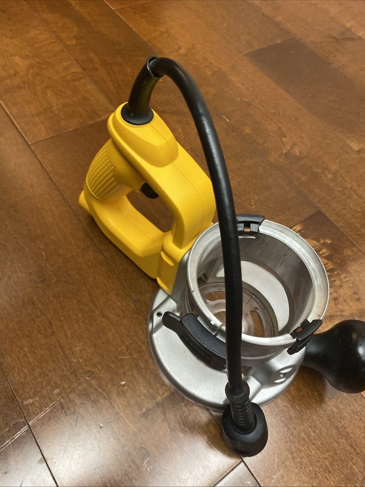 DEWALT DW6183 D-HANDLE BASE FOR DW616/DW618 Router