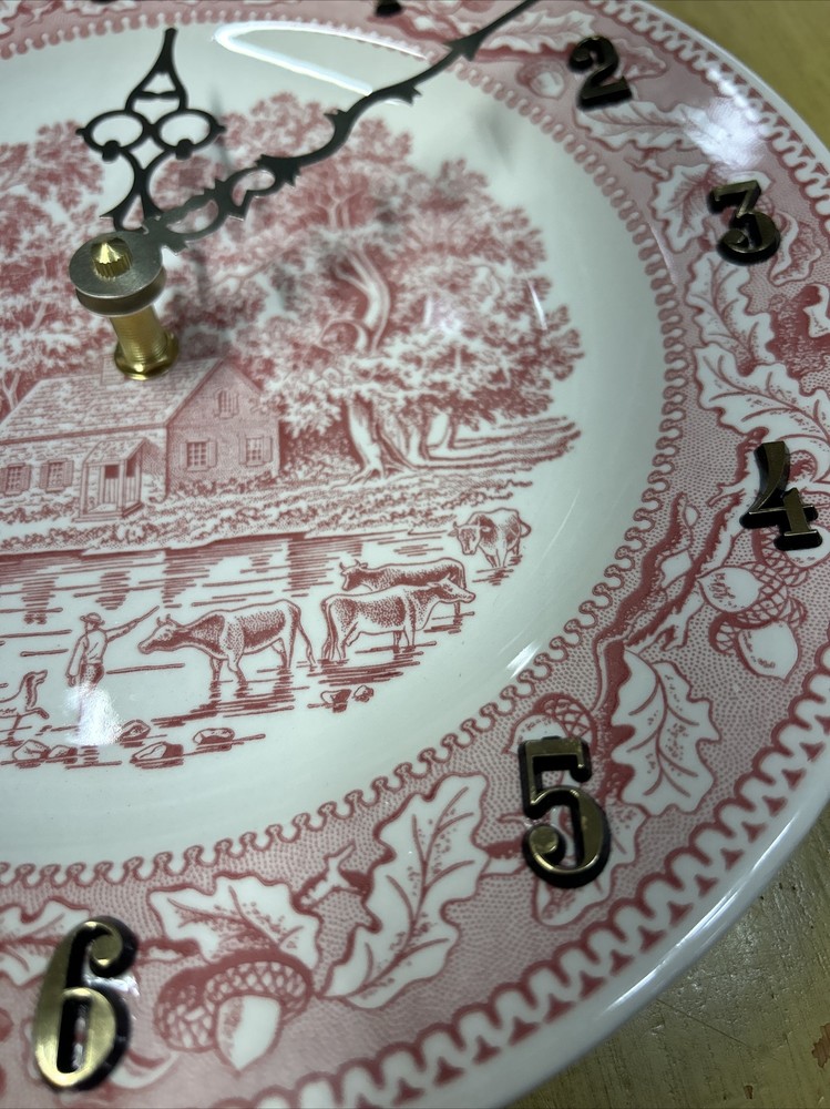 Memory Lane Clock Royal China