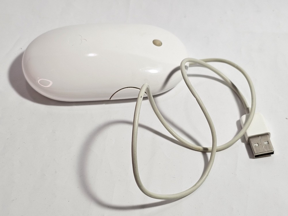 Apple A1152 USB Optical Mouse USED