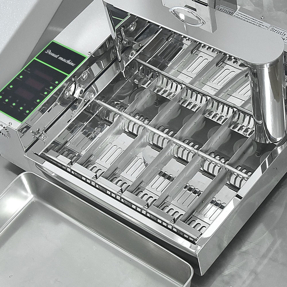 Kolice Commercial Automatic 6 Rows Mini Doughnut Maker Donut Machine 2600pcs/h