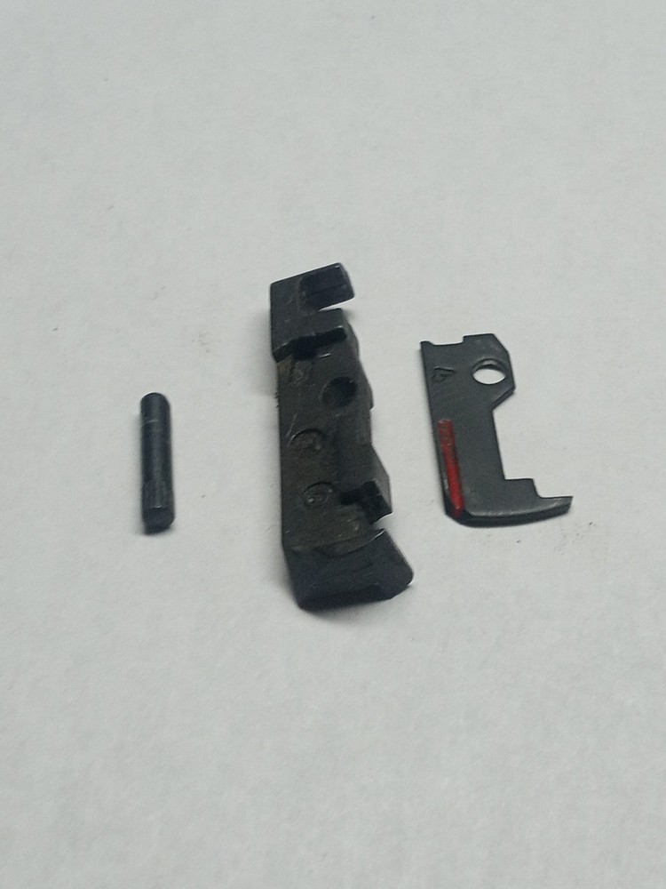 Taurus PT-809 (Extractor Parts) 9mm