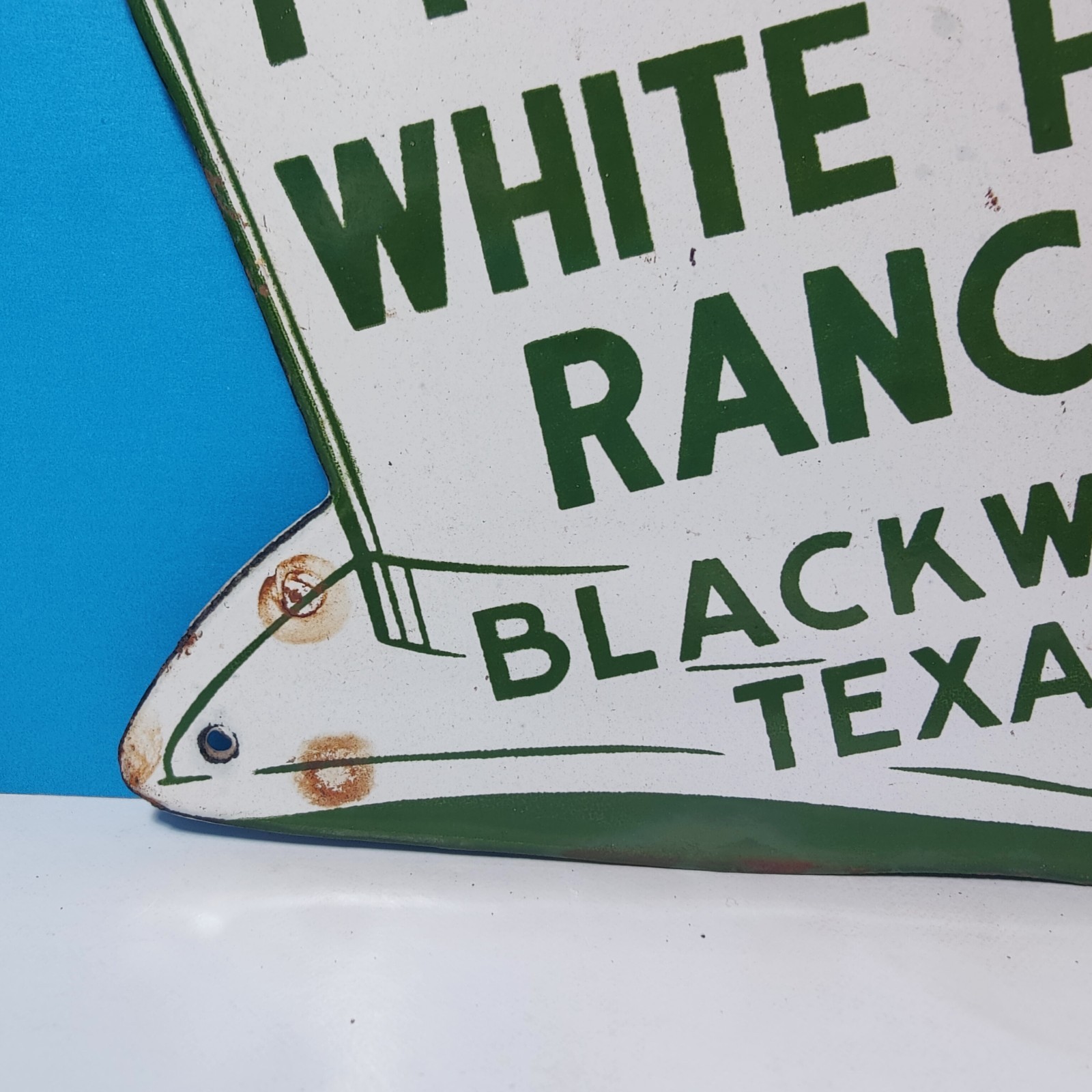 Vintage FROST'S WHITE HAT RANCH TEXAS Porcelain Enamel Sign 7" x 5" Inch