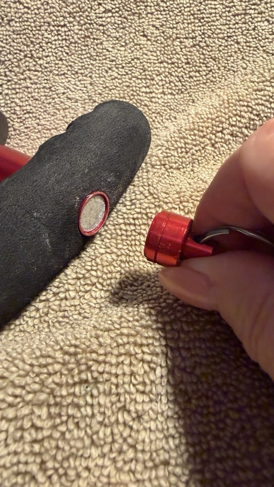 EGO Mini Fish Gripper with a Magnetic Release