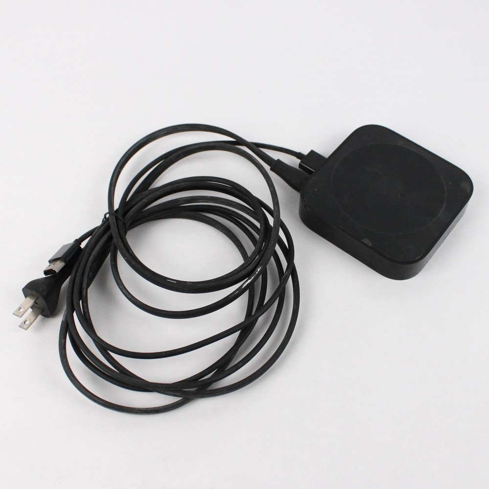 Apple TV Media Streamer Box Model A1378 with Cords No Remote Untested