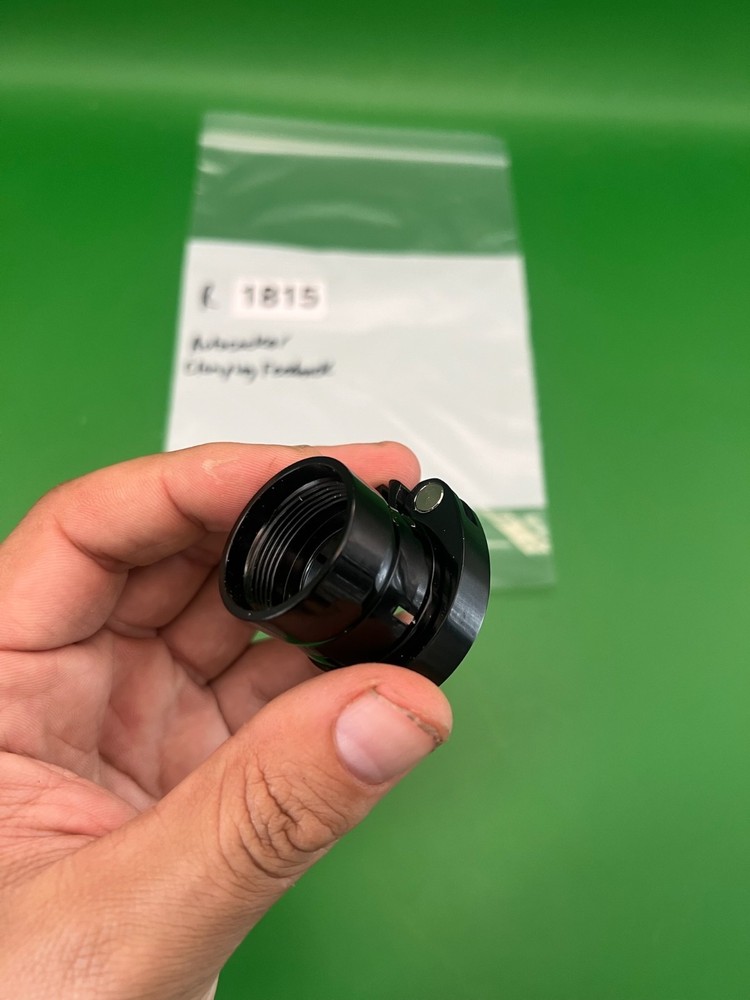 Autococker Clamping Feedneck