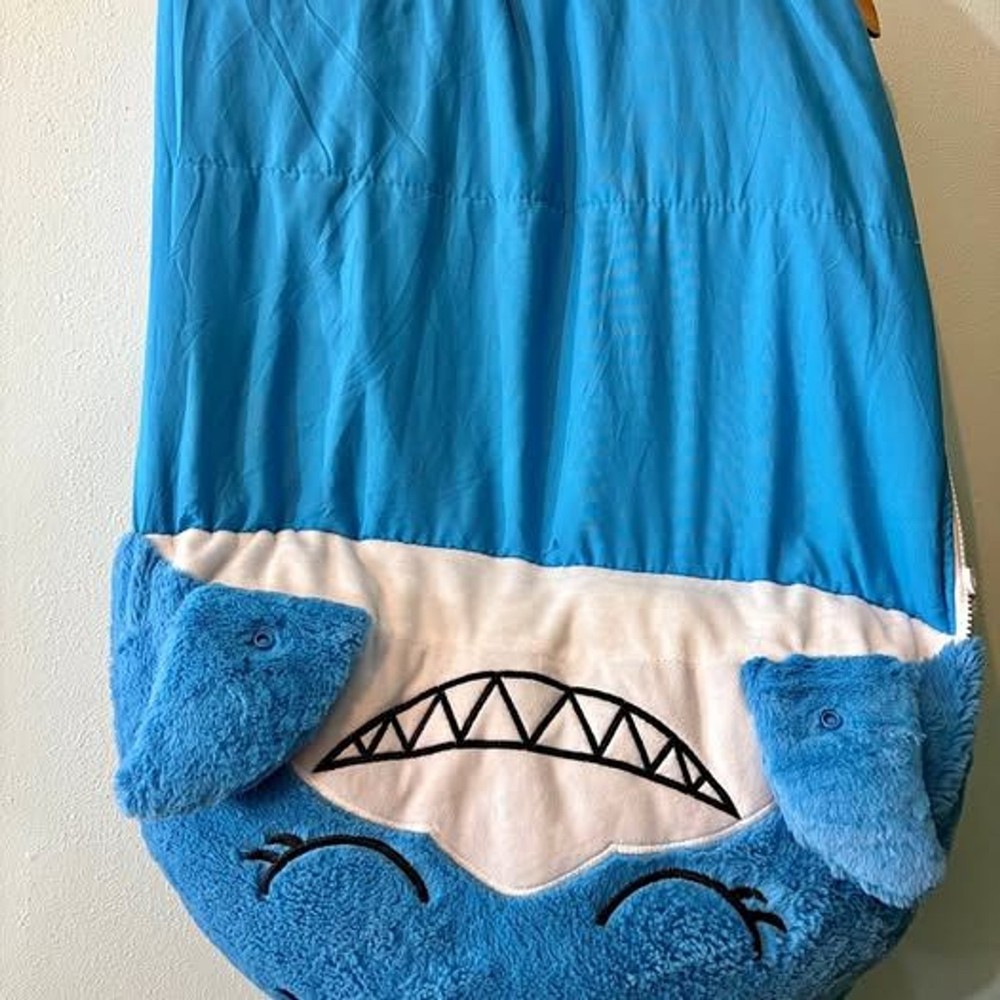 Kids shark sleeping bag