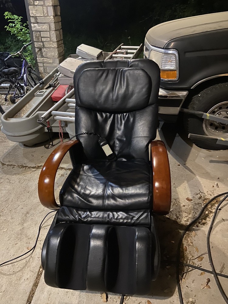 HTT-10CRPV Roller Massage Chair Recliner