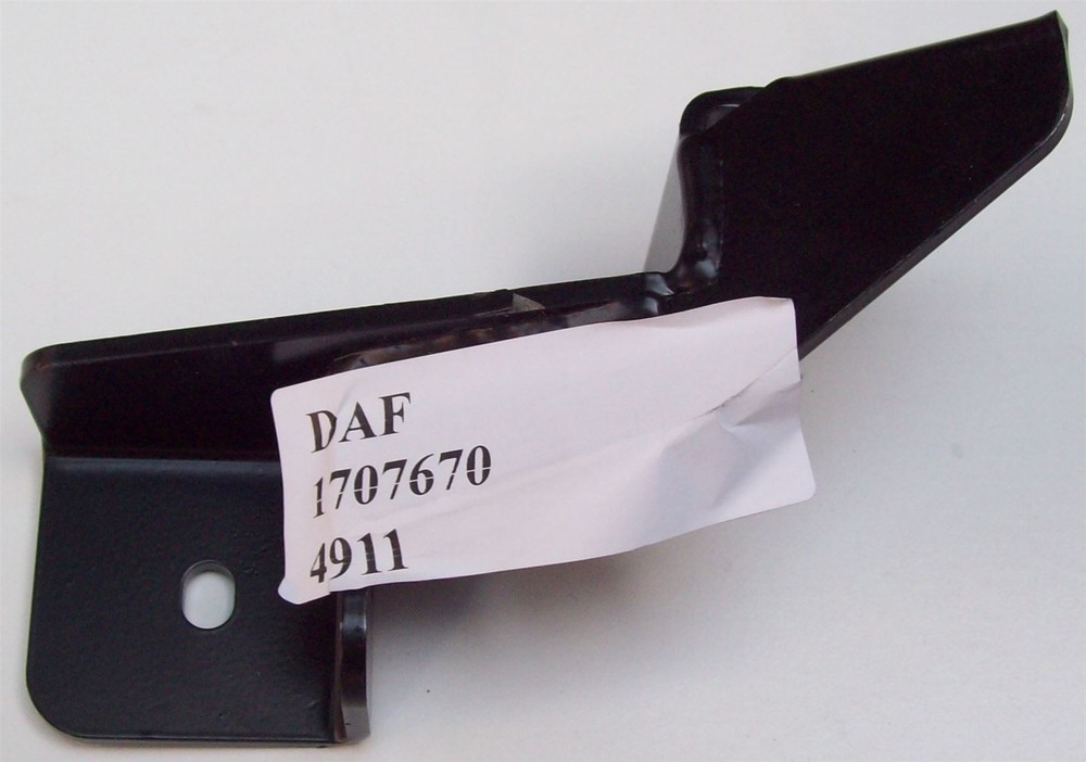 Fits DAF LF CF XF Step Bracket 1707670