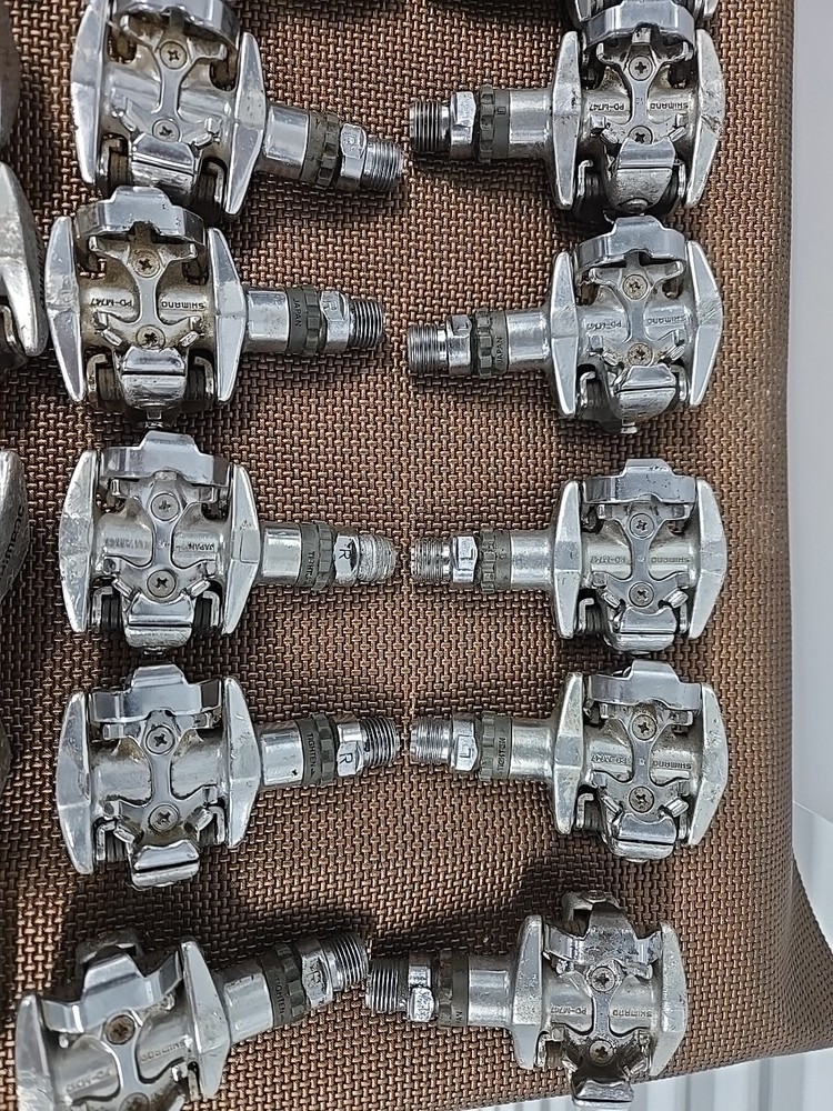 1x Pair Shimano Deore XT PD-M747 SPD Pedals
