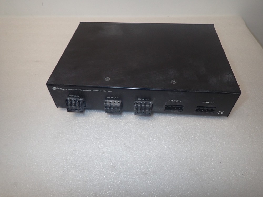 Niles SS-4 Speaker Selection System 4-Way Selector Switcher