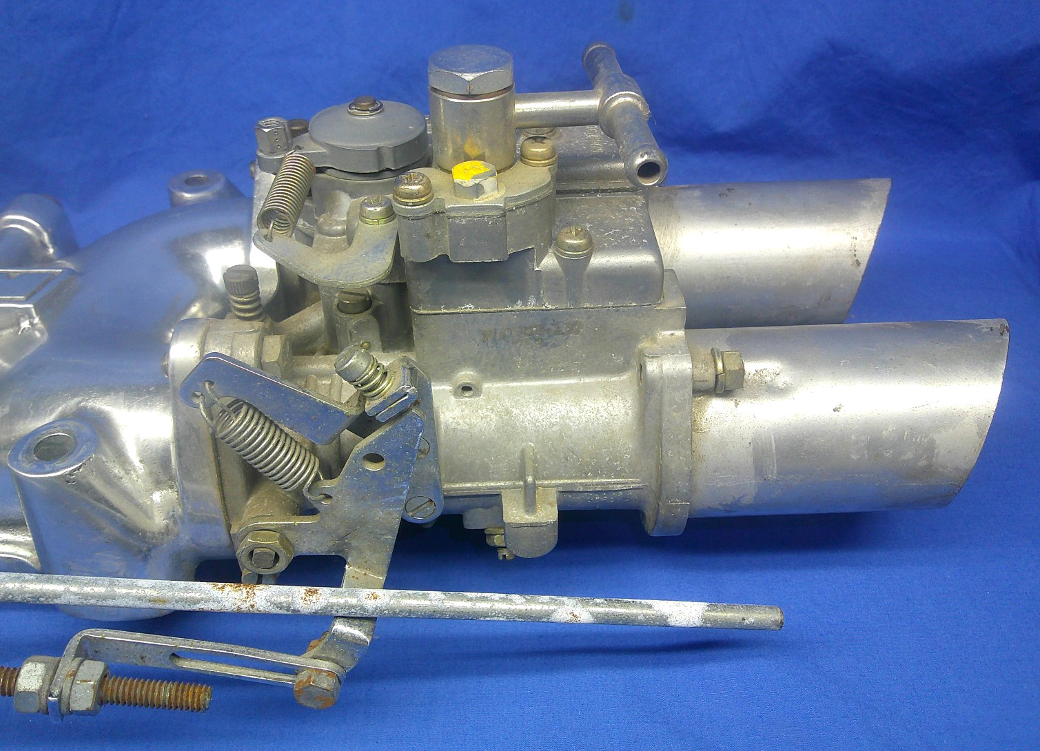 B&M Super Charger Low Profile Dual Carb Intake Hat w/ Mikuni 40PHH Carburetors