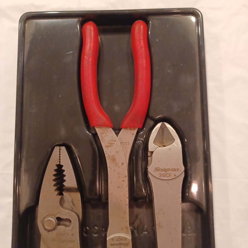 Pre Owned Snap On PL330ACF 3 PC Long Nose Pliers Set Red