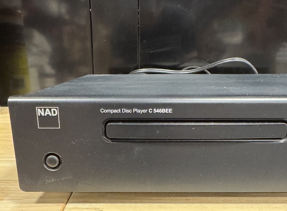 NAD C546BEE Single CD Player Without Remote with USB and Optical Outputs