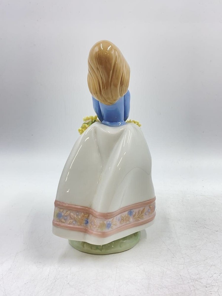 Lladro Interior Grocery 5467 Used
