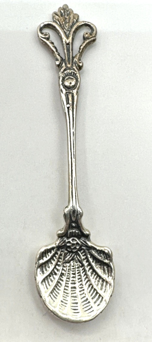 Sterling Silver Shell Bowl Salt Spoon Ornate Vintage