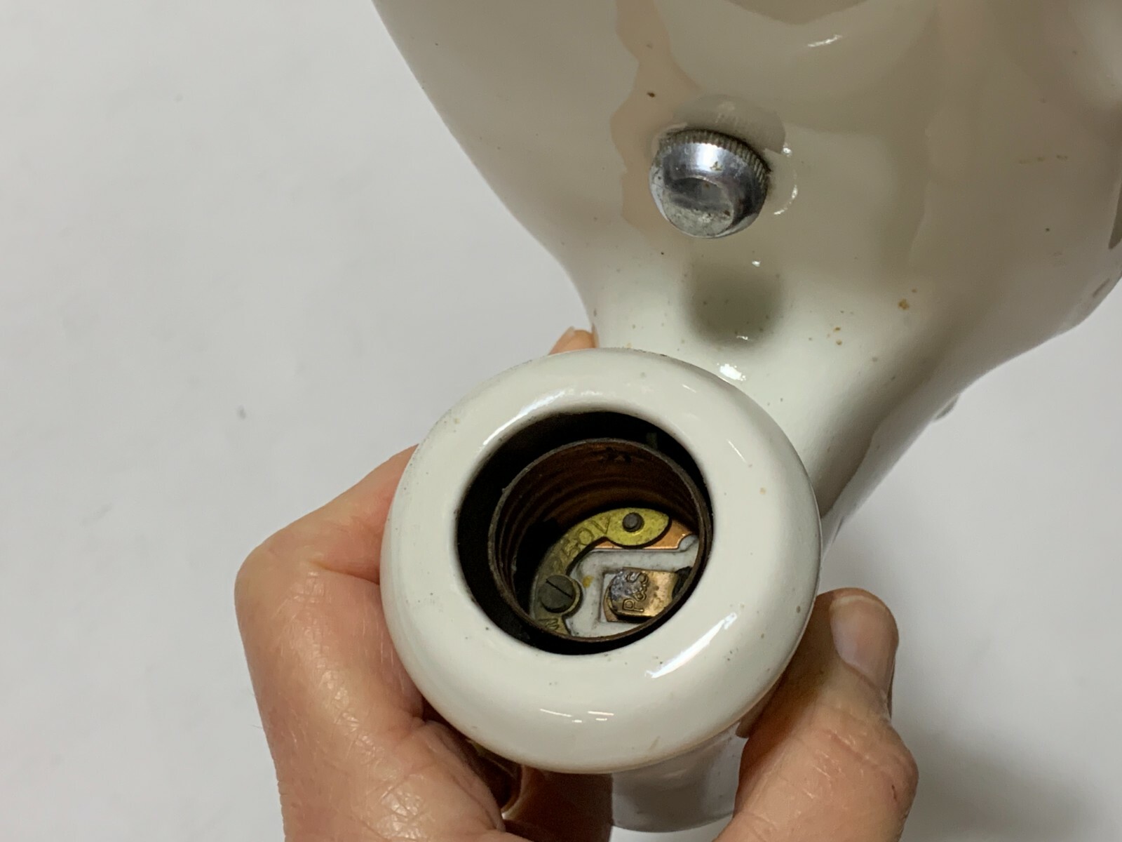 Vtg Deco White Porcelain Wall Light Fixture Pull Chain Outlet Sconce Bathroom