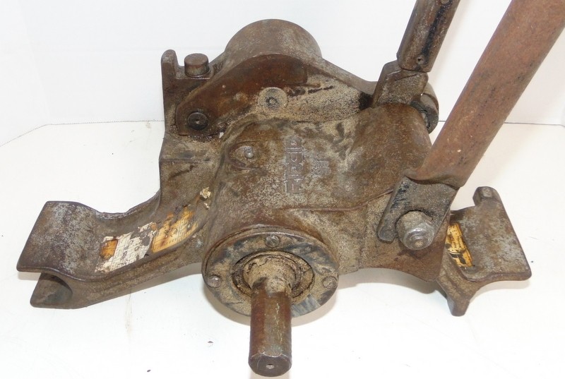 RIDGID 916 1-1/4" - 6" Roll Groover