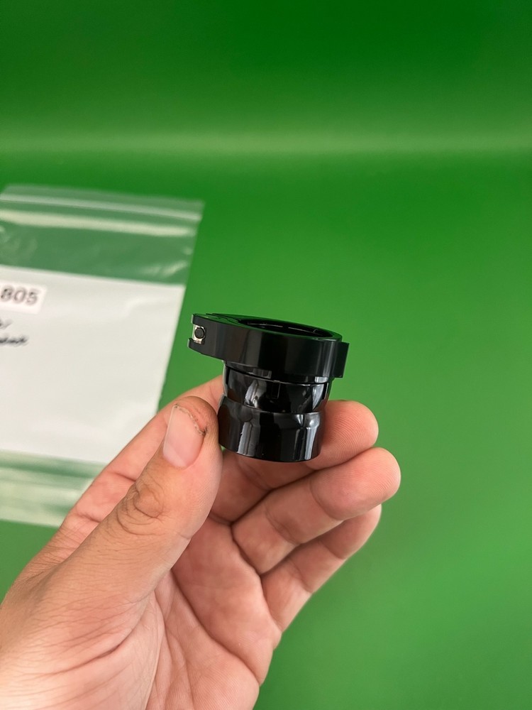 Autococker Clamping Feedneck