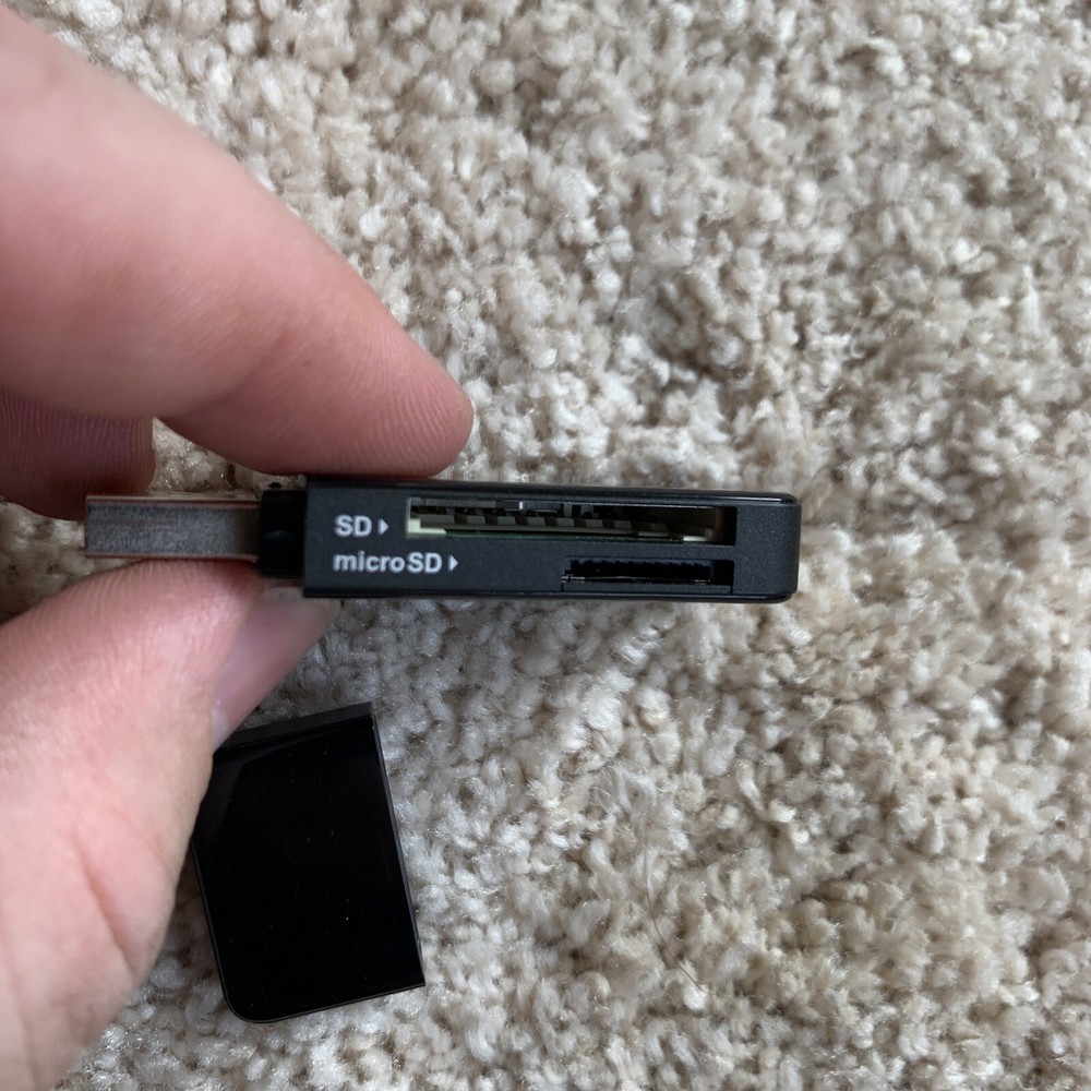 Black Transcend High-Speed RDF5 USB3.0 SDHC/SDXC/microSDHC/microSDXC Card Reader