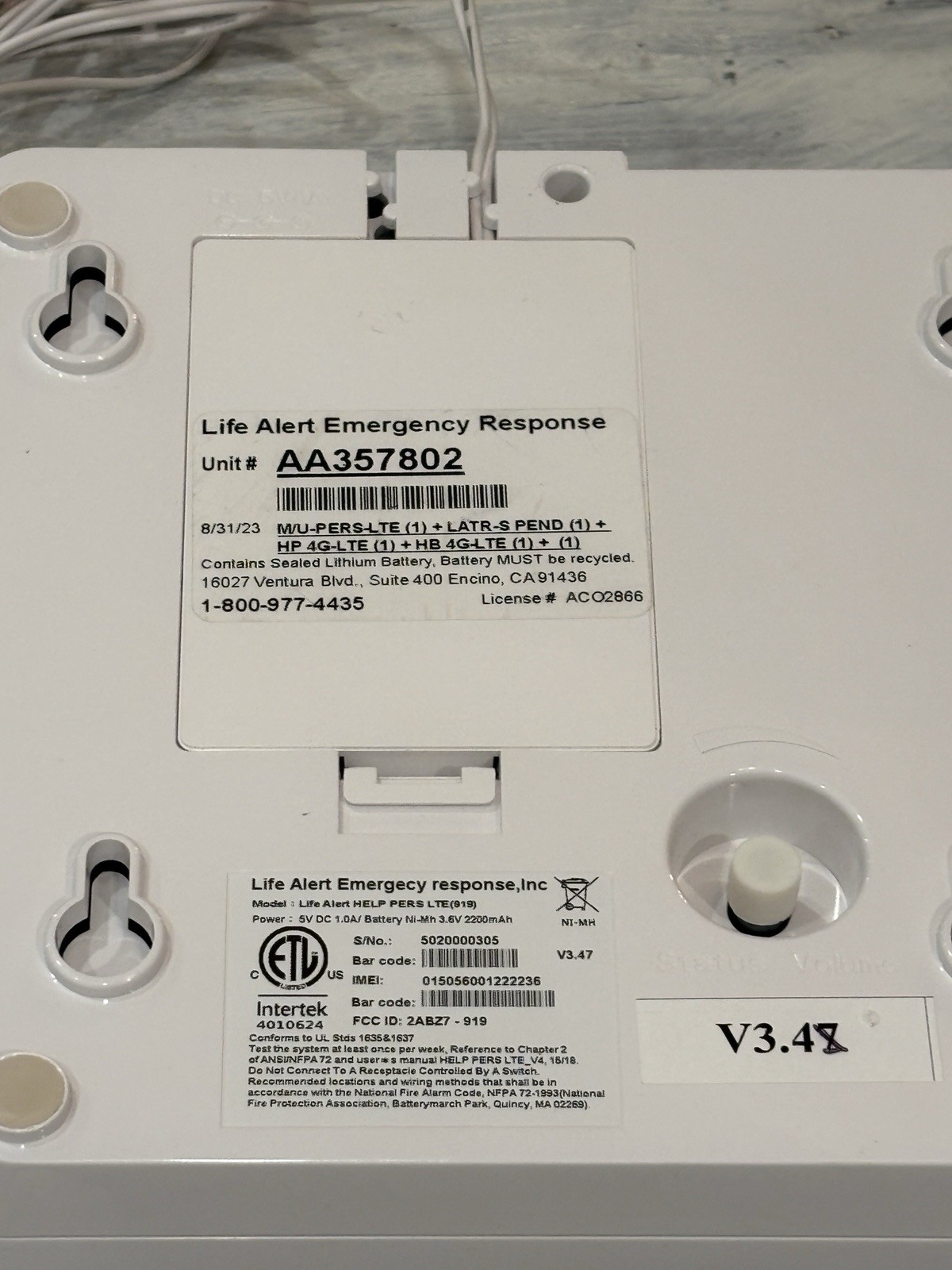 Life Alert Emergency Response System Base Unit & Alert Device - Help Pers 915