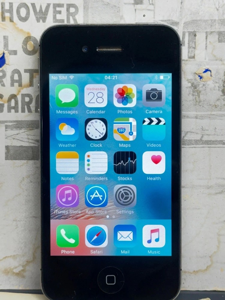 Apple iPhone 4s - 16 GB - Black (Unlocked)