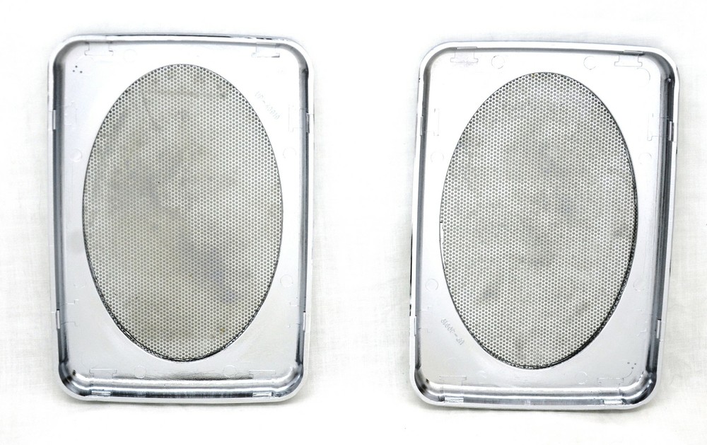 speaker cover set(2) rectangular 7 x 4 7/8 chrome plastic for 379 Peterbilt