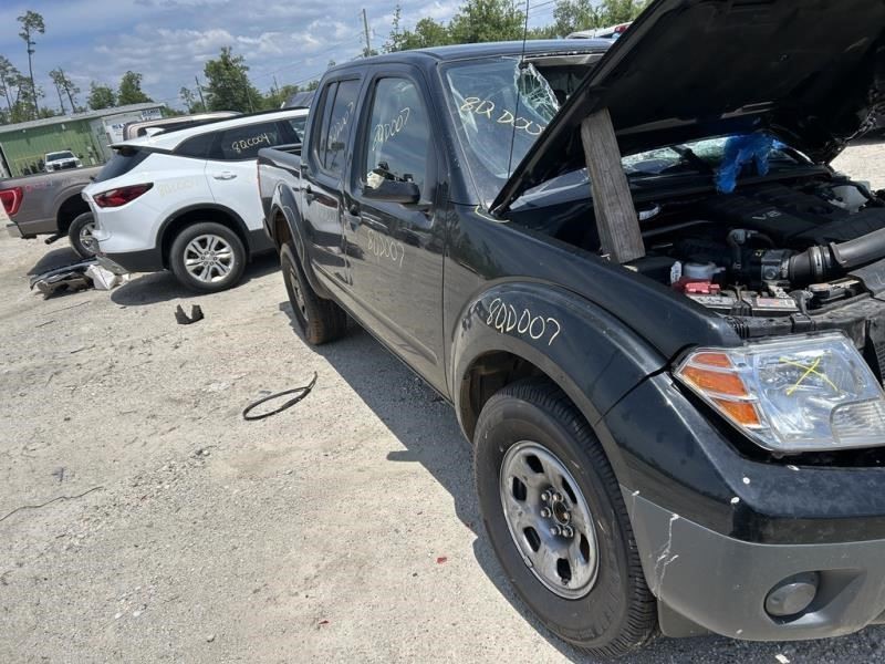 FRONTIER 2021 High Mounted Stop Light 104577306