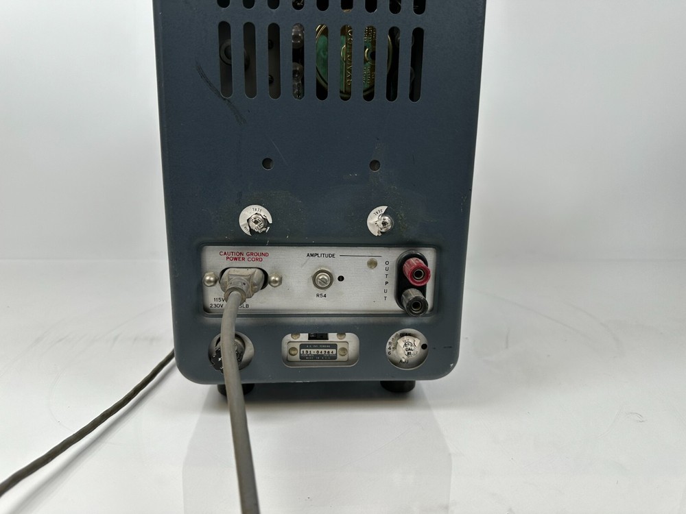 Vintage HP Hewlett Packard 411A RF Millivoltmeter