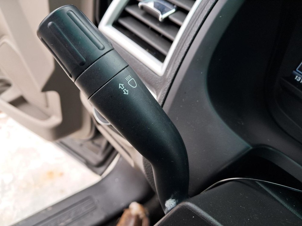 EXPLORER 2015 Glove Box 4956094