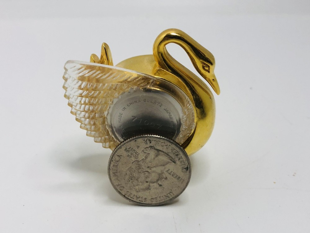 Miniature Rumors Swan clock Needs a battery￼