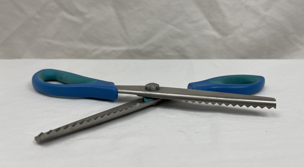 Lot of 5 Craft Scissors