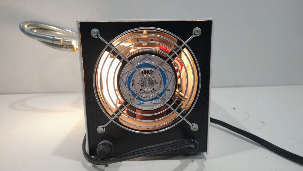 Fiber Optic Illuminator Lite Scope Cold Light Source Generates high-Intensity