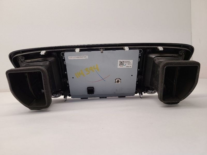 2017 Chrysler Pacifica Front Info Screen Radio GPS Display Screen OEM