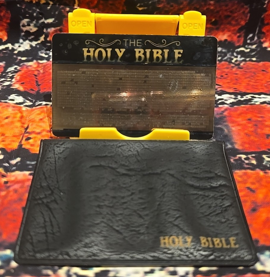 UNIQUE - 1970 LUNAR MICRO HOLY BIBLE NCR Microform - King James Edition - MINT