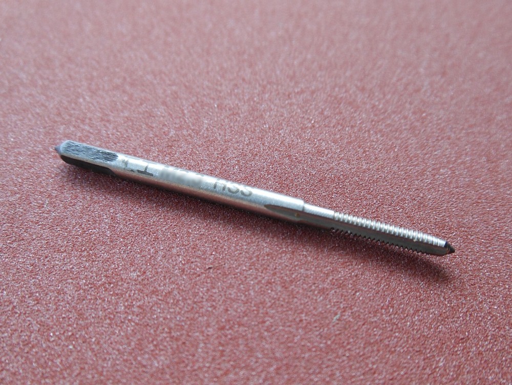 1pcs HSS Right Hand Tap NO. 8 - 32 36 Threading Tools
