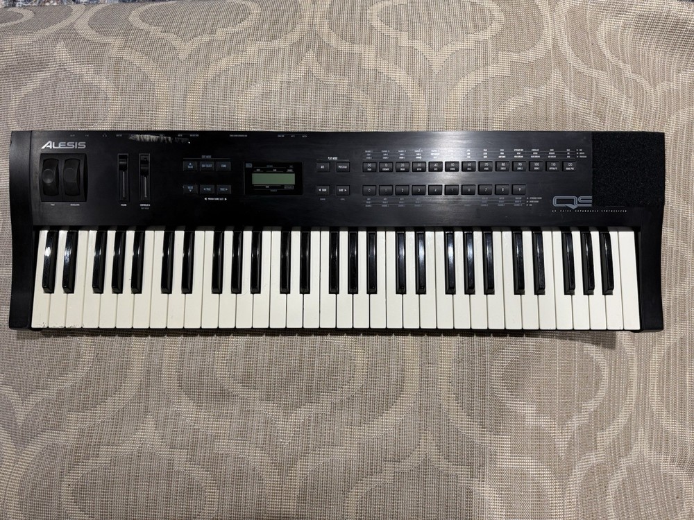 Alesis QS6.1