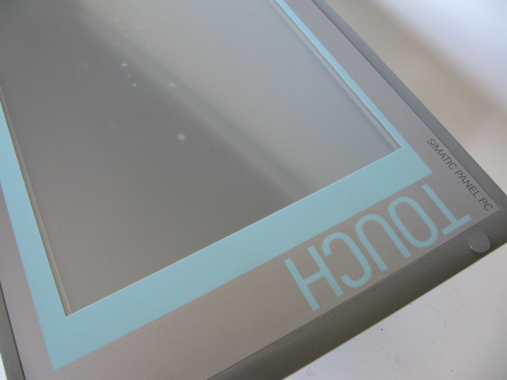 Siemens Simatic Panel PC 677 15" Touch 6AV7802-0BB00-1AB0