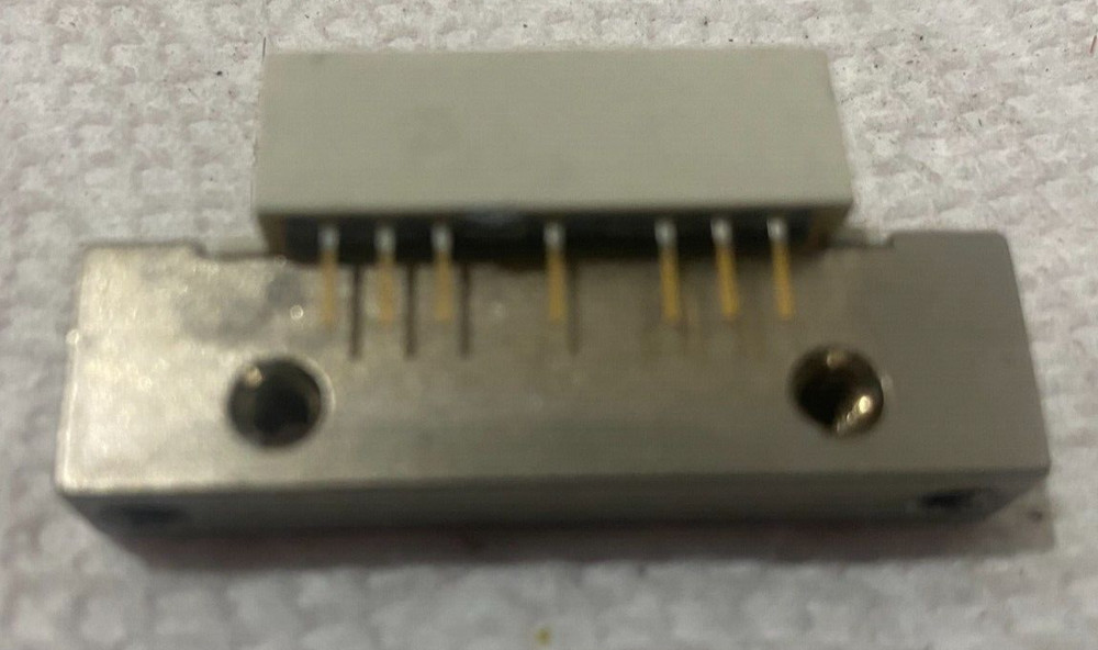 RFMD S10040230GT Linear amplifier