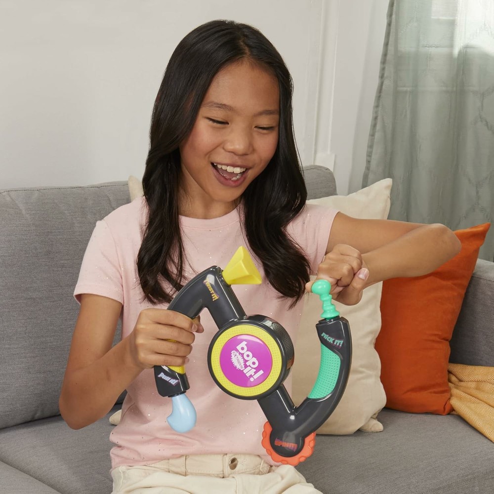 Hasbro Bop It! Extreme Electronic Game | 4 Game Modes | Interactive Fun