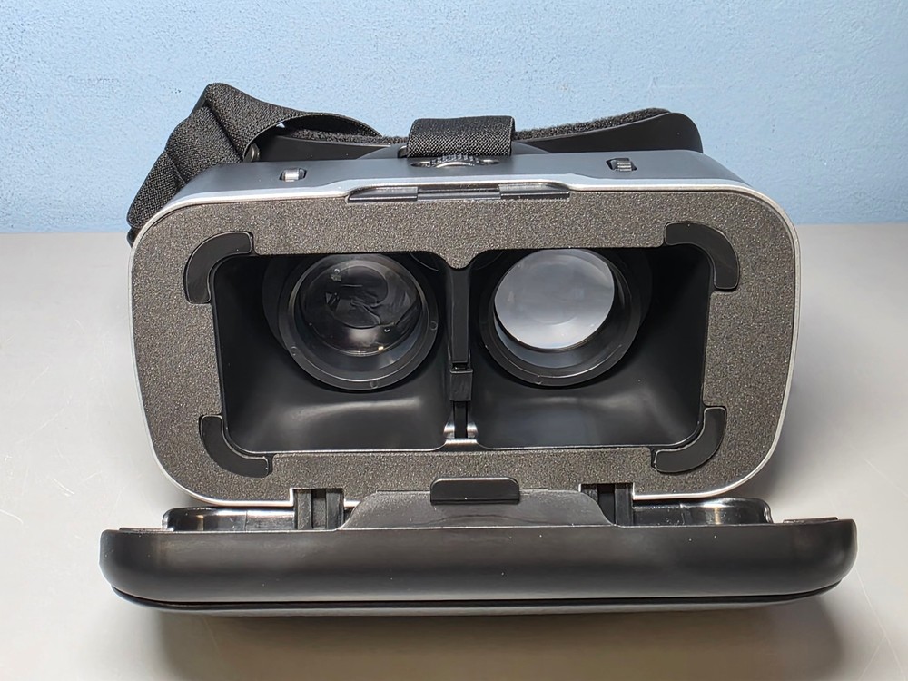 VR Shinecon Virtual Reality Glasses Smartphone Headset w/Controller New