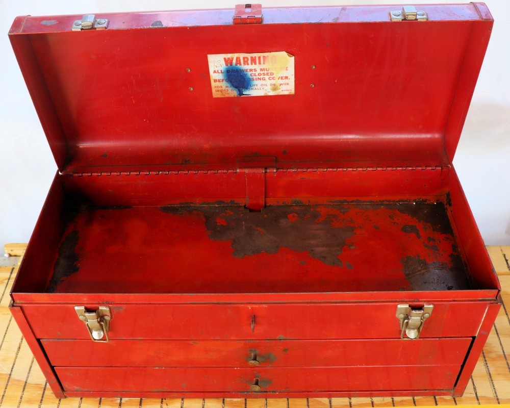 VINTAGE SOLID 2 DRAWER MECHANICS TOOL CHEST