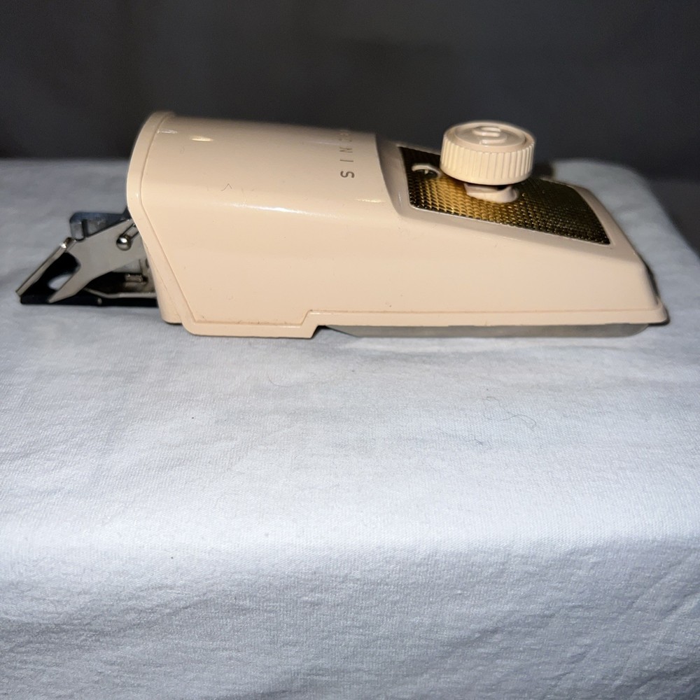 Vintage Singer Sewing Machines Buttonholer