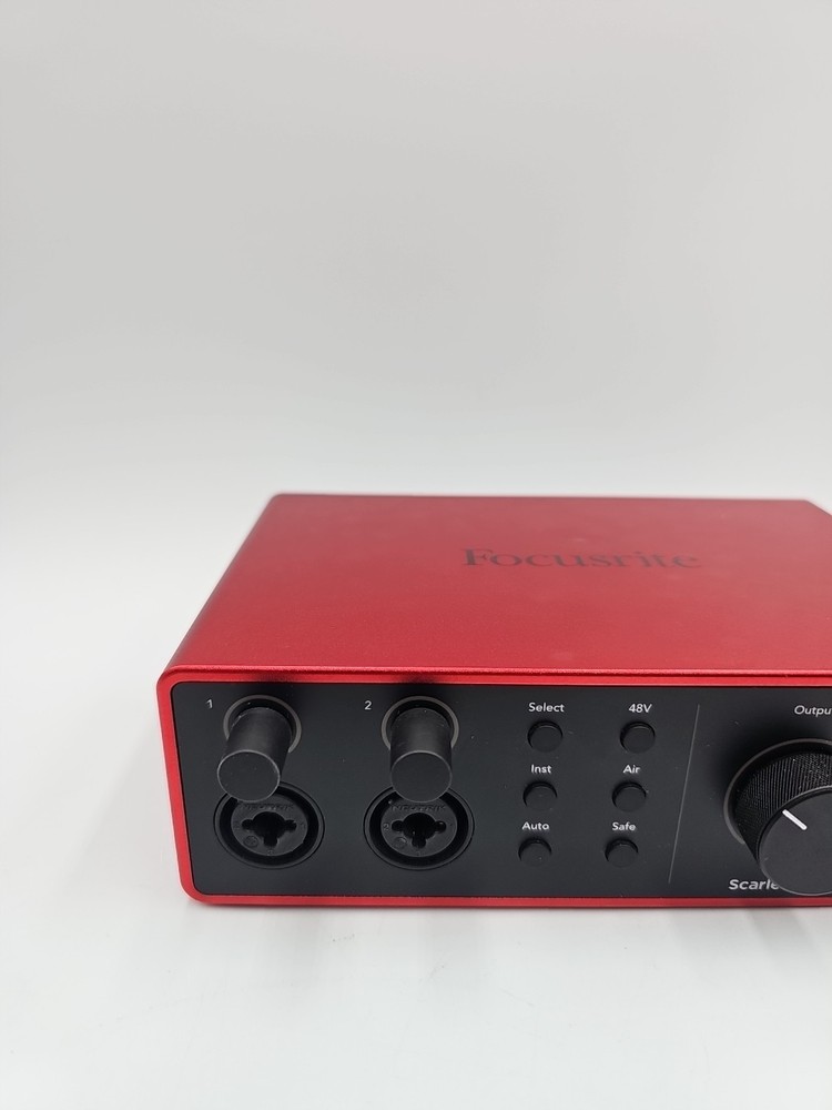 Focusrite Scarlett 4i4 (4th Gen) USB Audio Interface