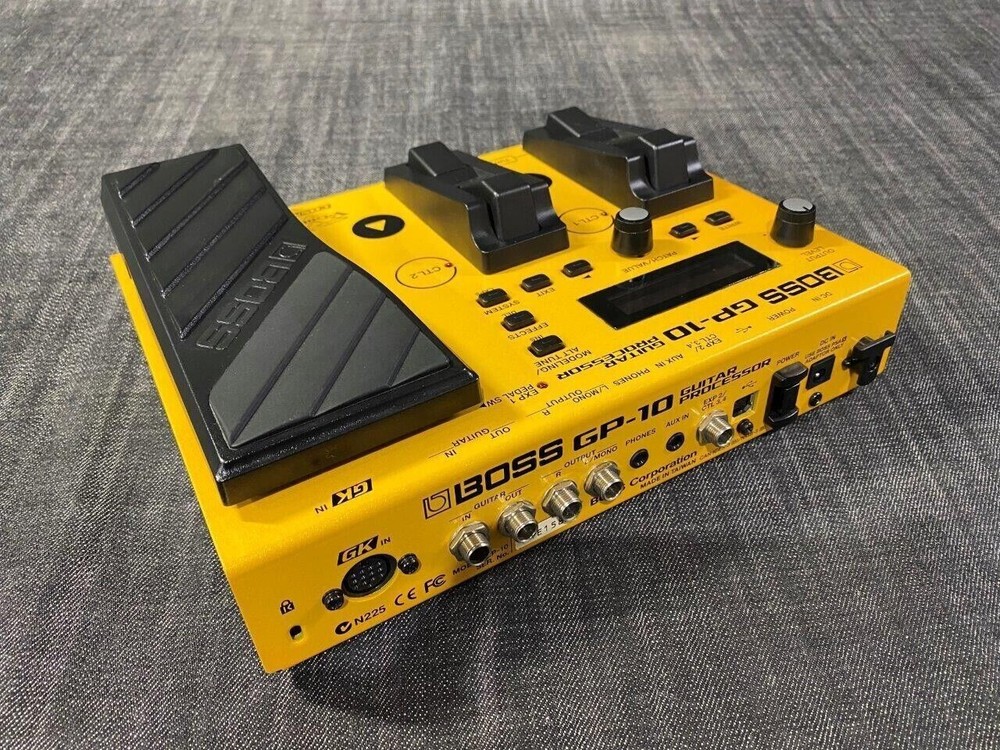 BOSS GP-10 Guitar Processor Musical Instruments & Gear