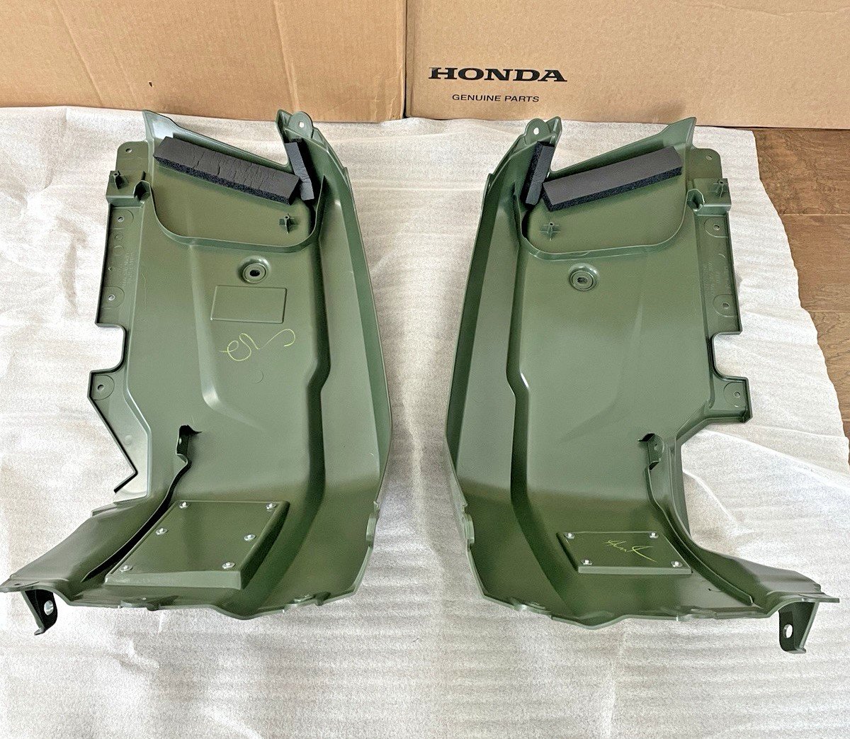 2014-2025 Honda RANCHER 420 LEFT / RIGHT FRONT FENDER GREEN PLASTIC FOURTRAX