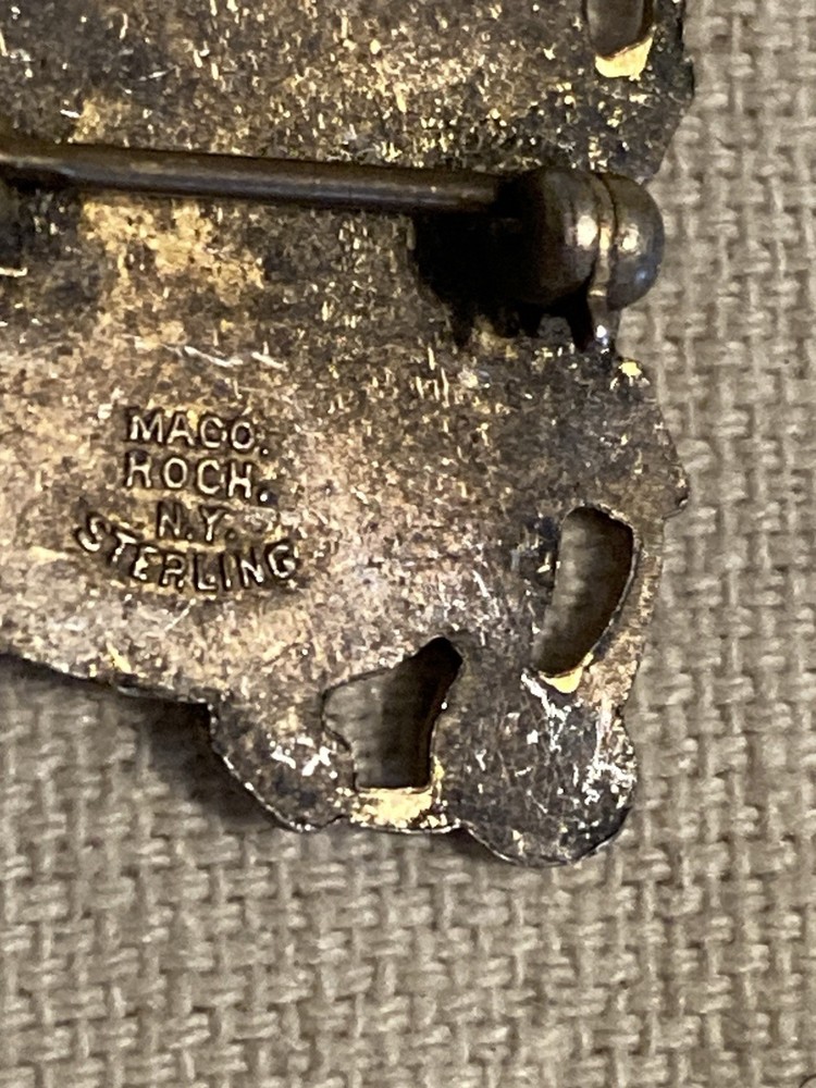 WWII US Navy Sterling Seabees Sea Bees CB DI DUI Pinback