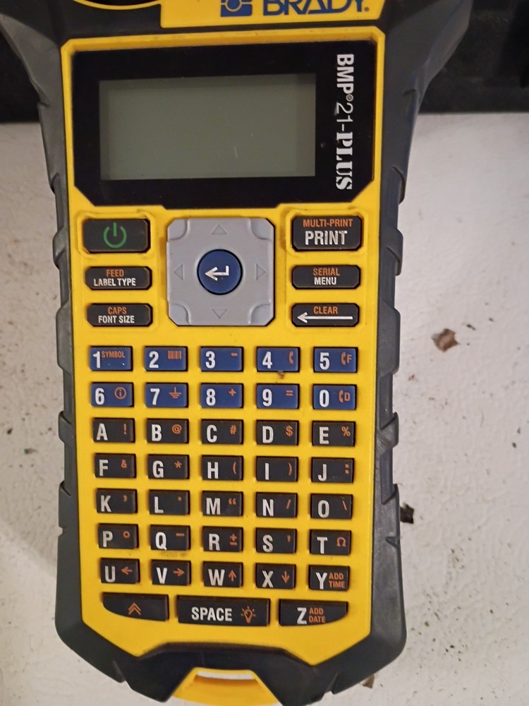 brady bmp21 plus label maker