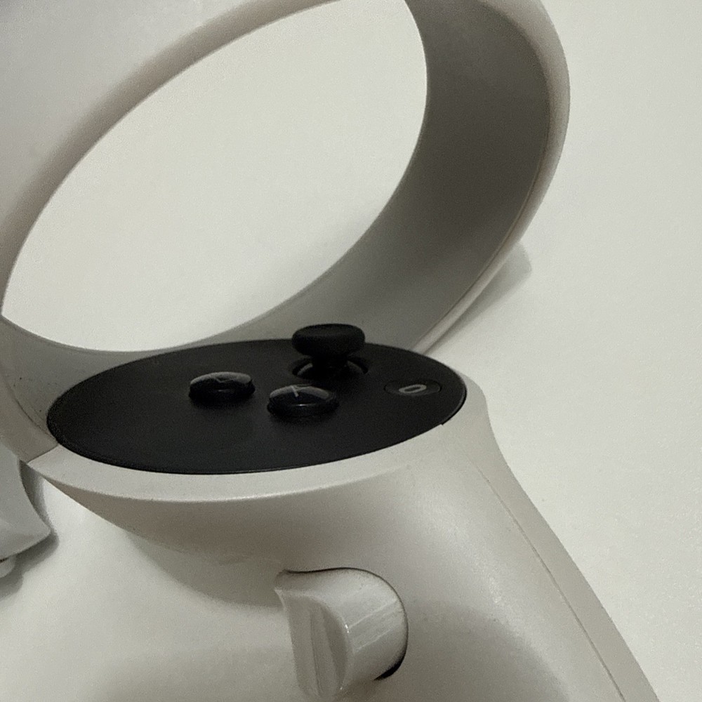 Meta Oculus Quest 2 Left & Right Controllers JD96CX White For Parts Untested