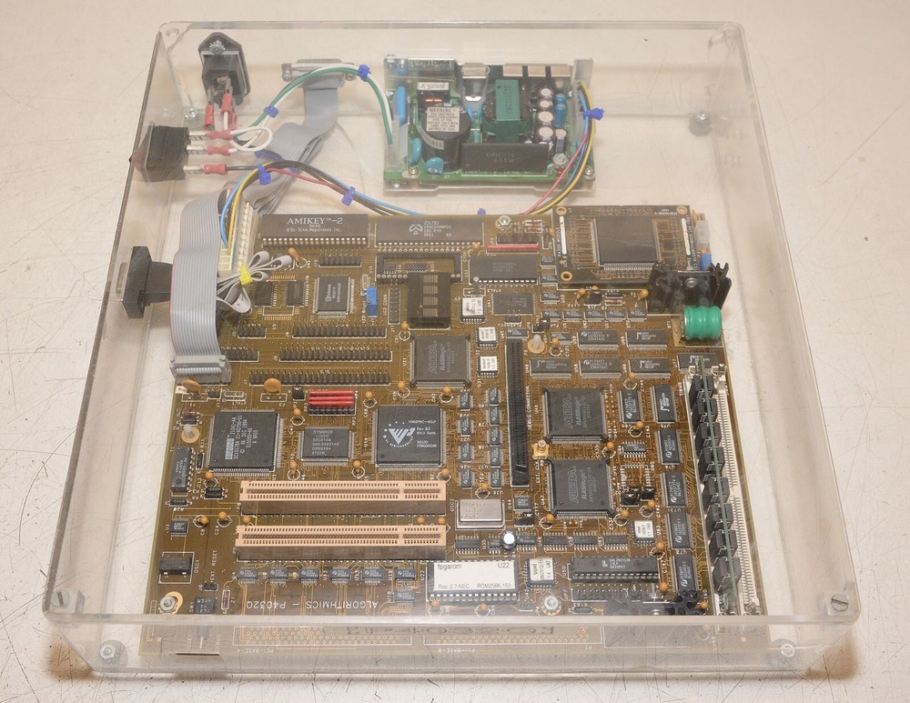 Algorithmics P4032Q Evaluation Board Development System  w R4300 Daughterboard