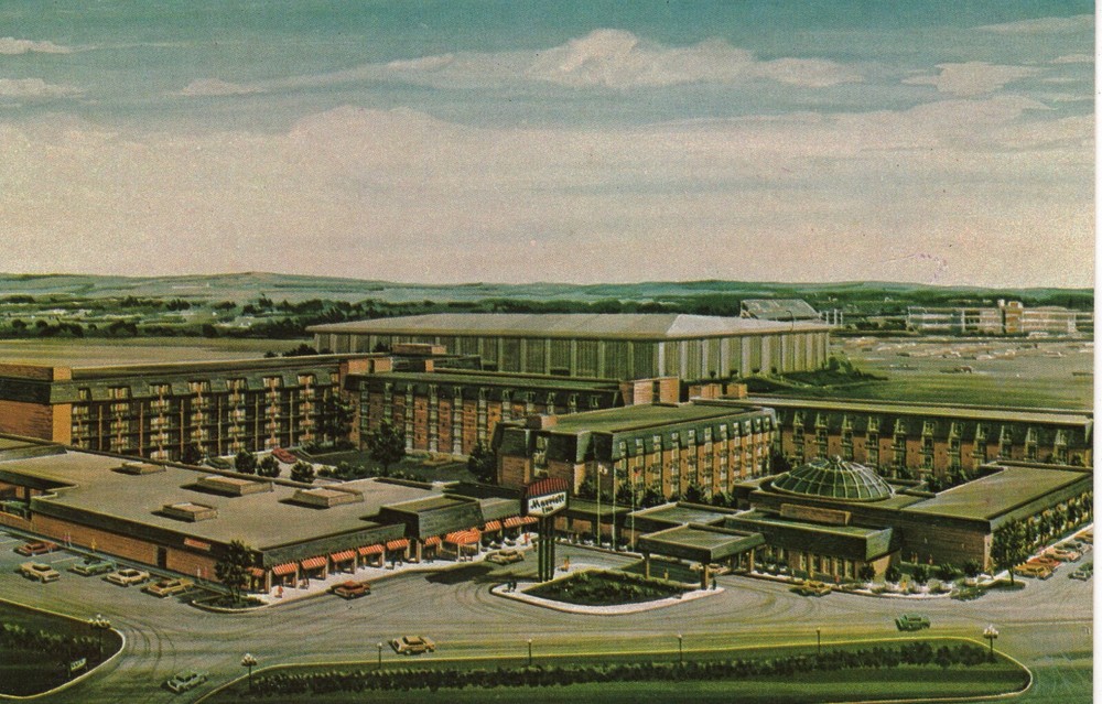 THE MARRIOTT, BLOOMINGTON, MN  - PC4930